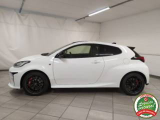 TOYOTA Yaris usata, con Cerchi in lega