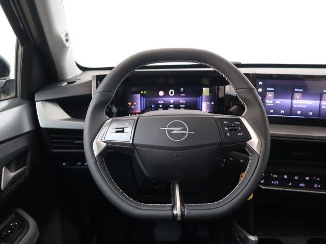 OPEL Frontera usata, con Volante in pelle