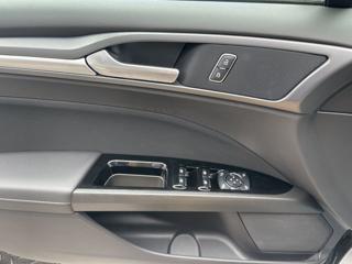 FORD Mondeo usata, con Autoradio