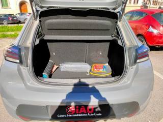 PEUGEOT 208 usata, con USB