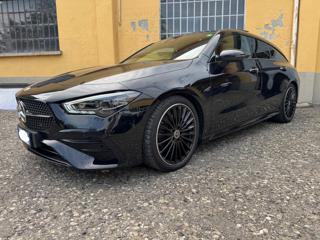 MERCEDES-BENZ CLA 200 d Automatic Shooting Brake AMG Line Premium