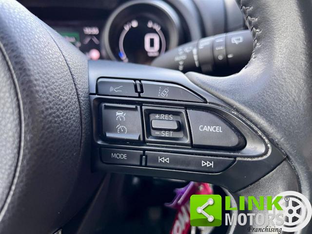 TOYOTA Yaris usata, con Sensore di luce