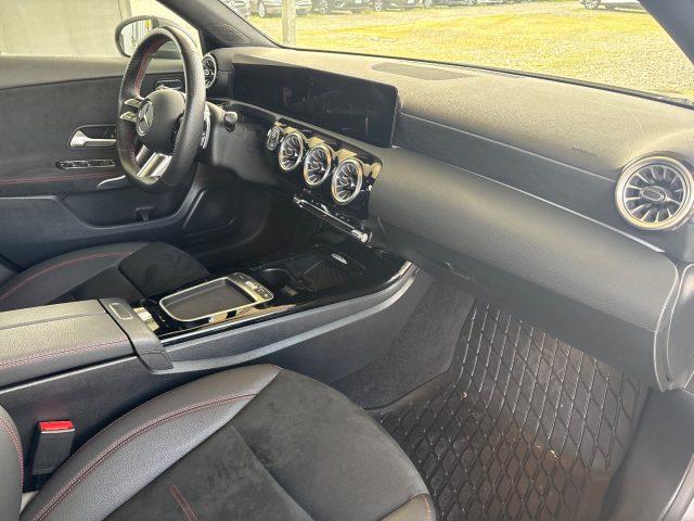 MERCEDES-BENZ A 180 usata, con Climatizzatore
