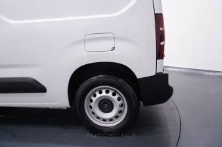 OPEL Combo usata 21