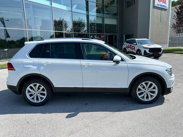 VOLKSWAGEN Tiguan usata, con Airbag laterali