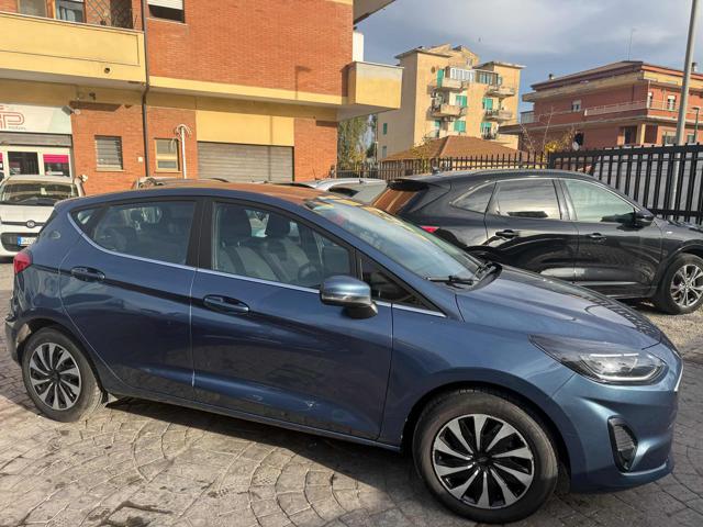 FORD Fiesta usata, con Autoradio