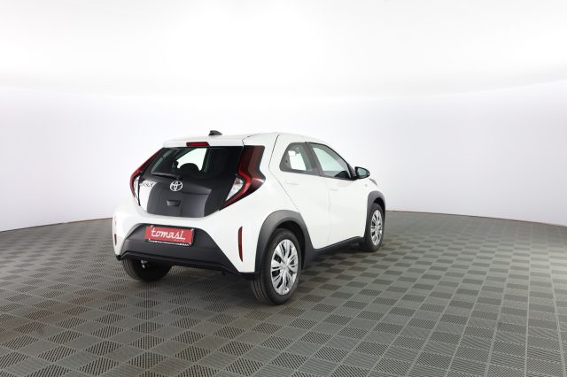 TOYOTA Aygo X usata 3
