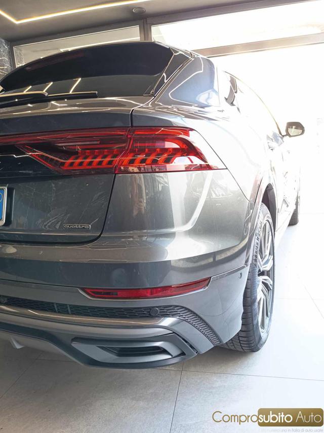 AUDI Q8 usata, con Alzacristalli elettrici