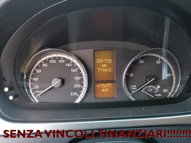 MERCEDES-BENZ Viano usata, con Servosterzo
