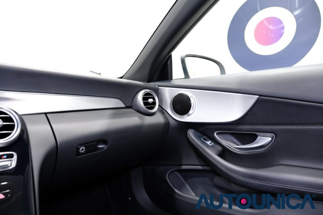 MERCEDES-BENZ C 220 usata, con Isofix