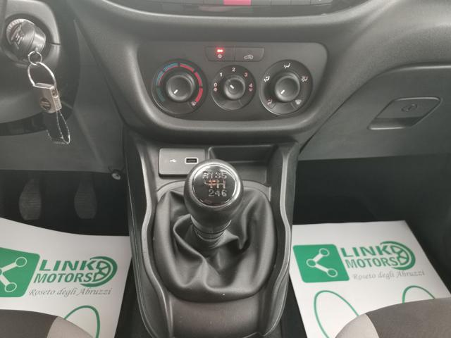 FIAT Doblo usata, con Sedile posteriore sdoppiato