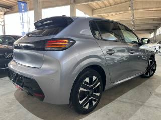PEUGEOT 208 usata, con Boardcomputer