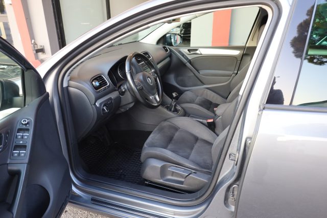 VOLKSWAGEN Golf usata, con Touch screen