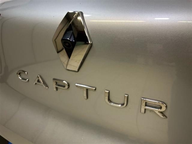 RENAULT Captur usata 24