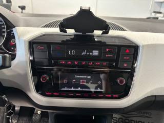 VOLKSWAGEN up! usata, con Climatizzatore