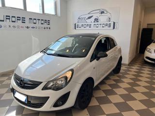 OPEL Corsa usata, con Airbag laterali