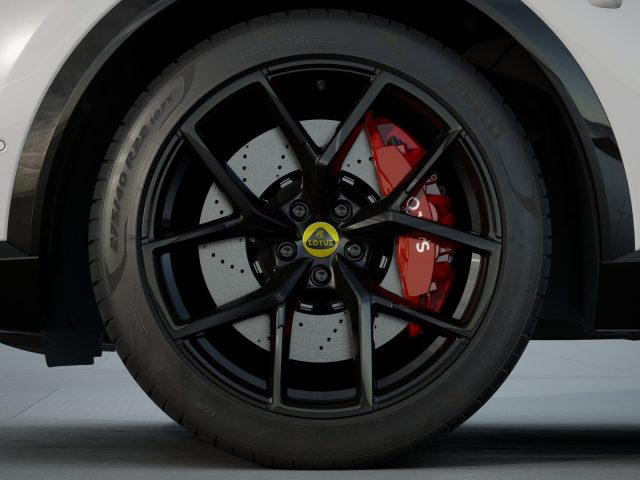 LOTUS Eletre usata, con Cruise Control