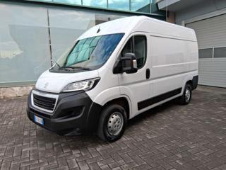 PEUGEOT Boxer usata, con Autoradio