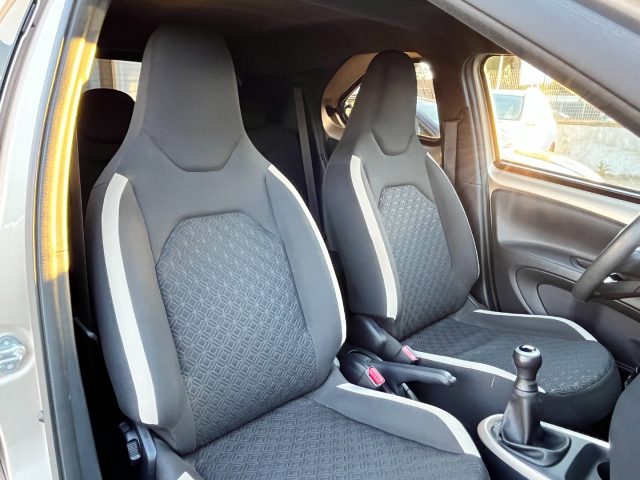 TOYOTA Aygo X usata, con Chiusura centralizzata