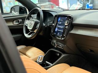 VOLVO XC40 usata, con Controllo trazione
