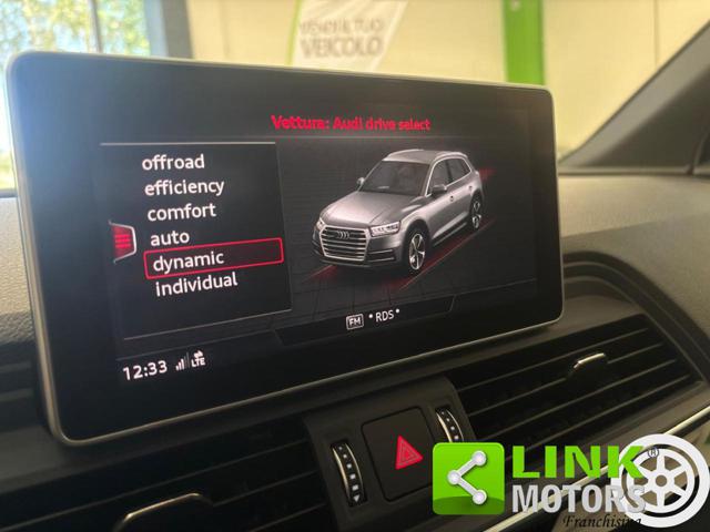 AUDI Q5 usata, con Sensori di parcheggio anteriori