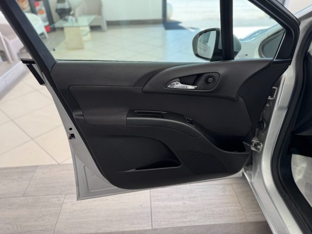 OPEL Meriva usata, con Immobilizzatore elettronico