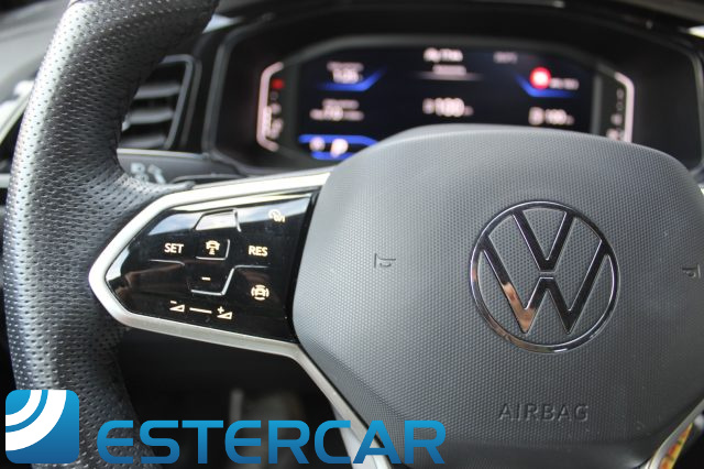 VOLKSWAGEN T-Roc usata, con Sensori di parcheggio posteriori