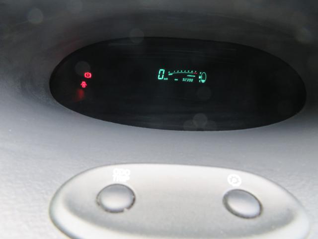 TOYOTA Yaris usata 23