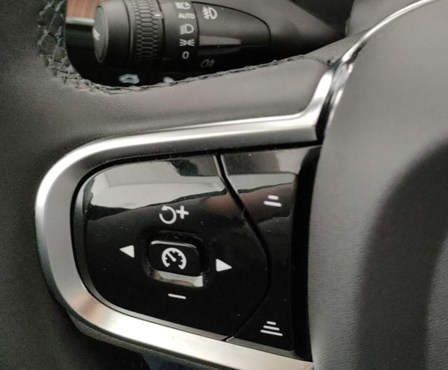 VOLVO XC60 usata, con Regolazione elettrica sedili