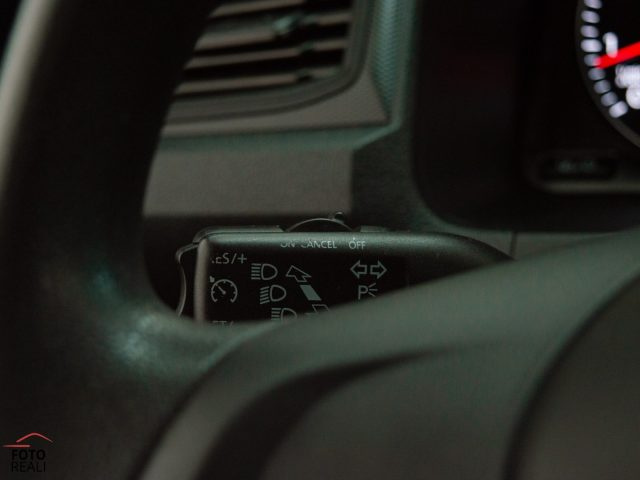 VOLKSWAGEN Caddy usata 32