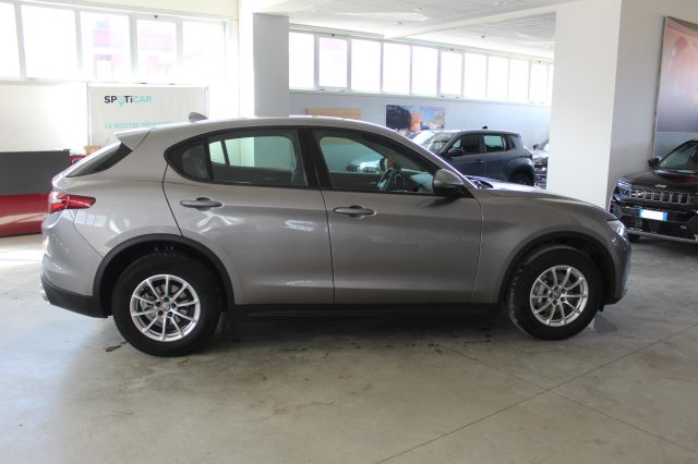 ALFA ROMEO Stelvio usata, con Autoradio