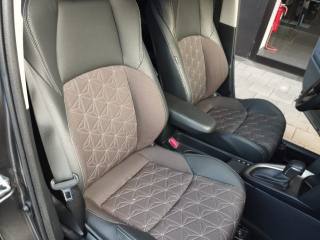TOYOTA Yaris Cross usata, con Sedile posteriore sdoppiato