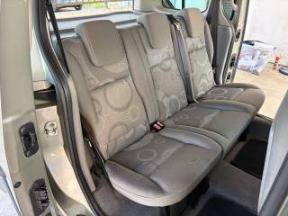 RENAULT Kangoo usata, con Kit antipanne