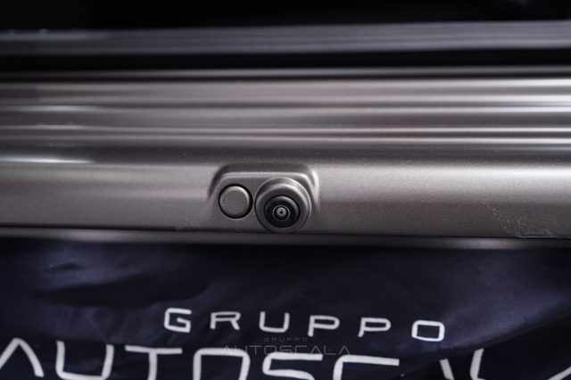 MERCEDES-BENZ G 63 AMG usata 49