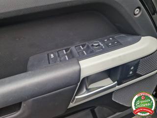 LAND ROVER Defender usata, con Controllo trazione