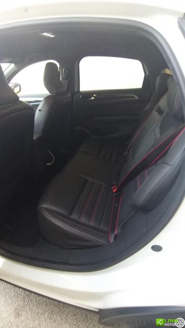 RENAULT Arkana usata, con Sistema di avviso di distanza