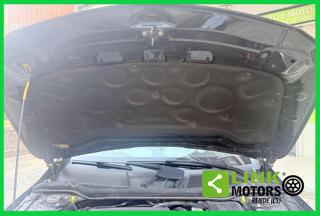 MERCEDES-BENZ GLA 200 usata, con Pneumatici estivi