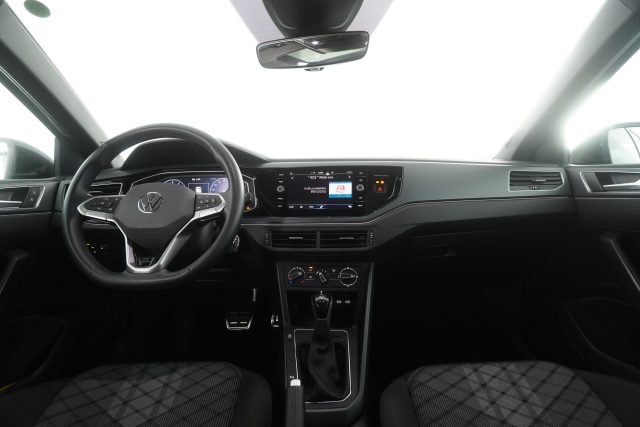 VOLKSWAGEN Taigo usata 10