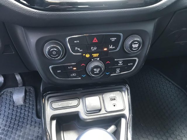 JEEP Compass usata, con Servosterzo