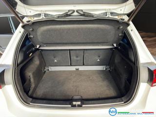 MERCEDES-BENZ B 180 usata, con Controllo automatico clima