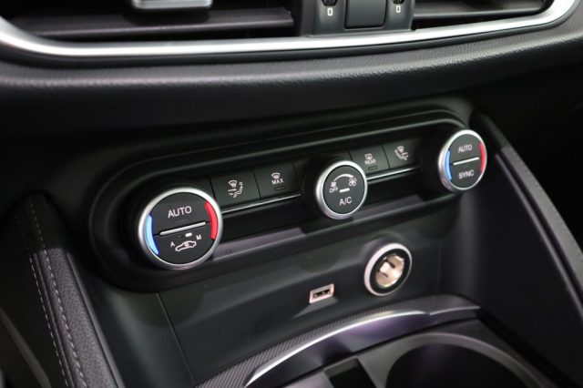 ALFA ROMEO Stelvio usata 12