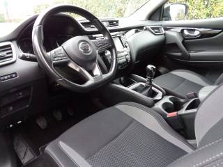 NISSAN Qashqai usata, con Boardcomputer