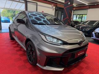 TOYOTA Yaris usata, con Airbag laterali