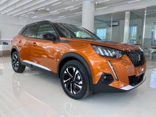 PEUGEOT 2008 usata, con Sistema di navigazione