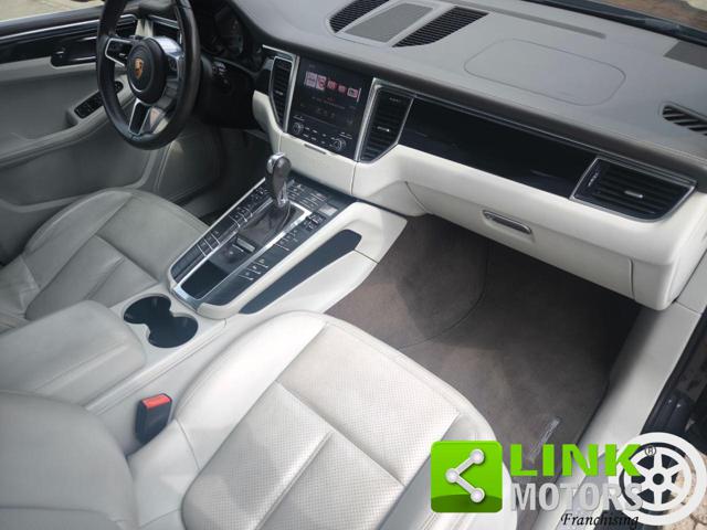PORSCHE Macan usata, con Park Distance Control