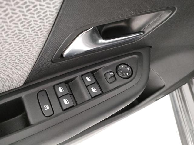 CITROEN C4 X usata, con Sistema di navigazione