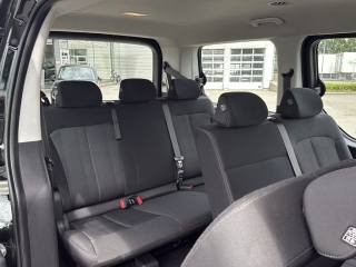 HYUNDAI Staria usata, con ESP
