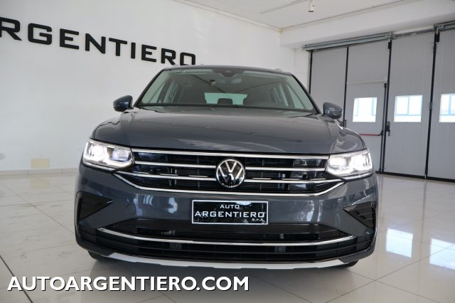 VOLKSWAGEN Tiguan usata, con Airbag