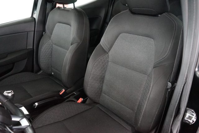 RENAULT Clio usata 32