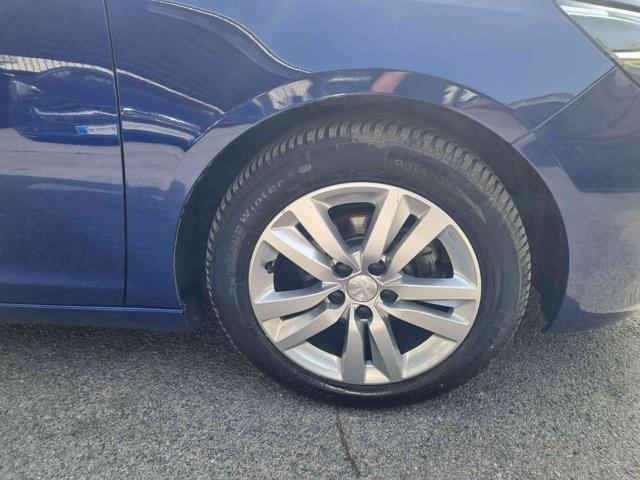 PEUGEOT 308 usata, con Fendinebbia